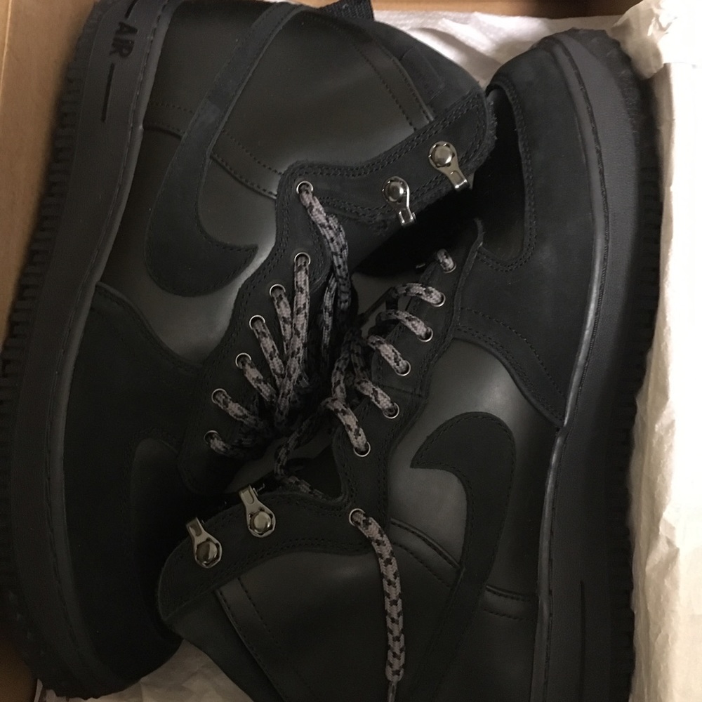 Nike boots like new